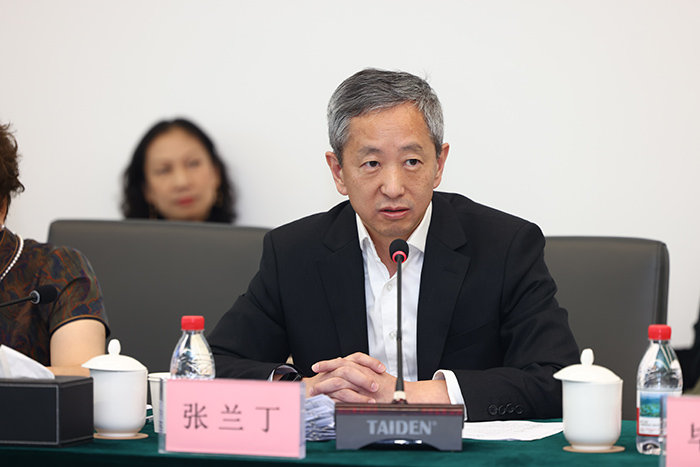 RYM_3087.JPG RYM_3087.JPG